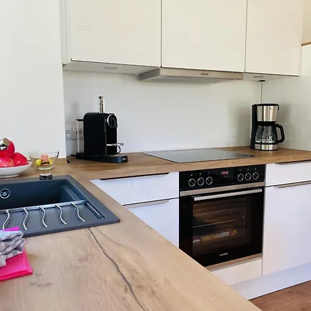 Strandlaeufer Parkvillen Carlota Und Candela Baabe